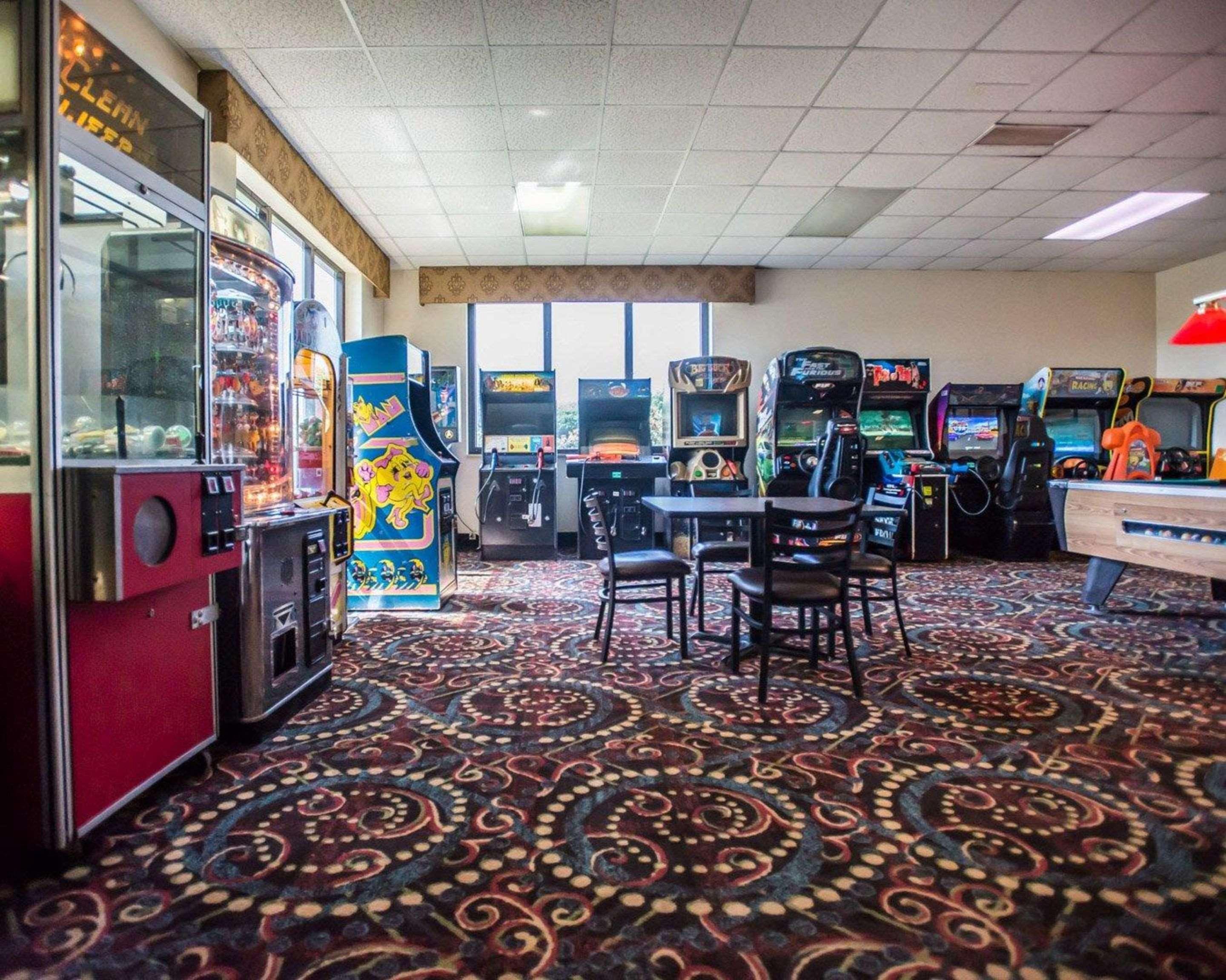 Comfort Inn Pocono Lakes Region Lake Ariel Екстериор снимка