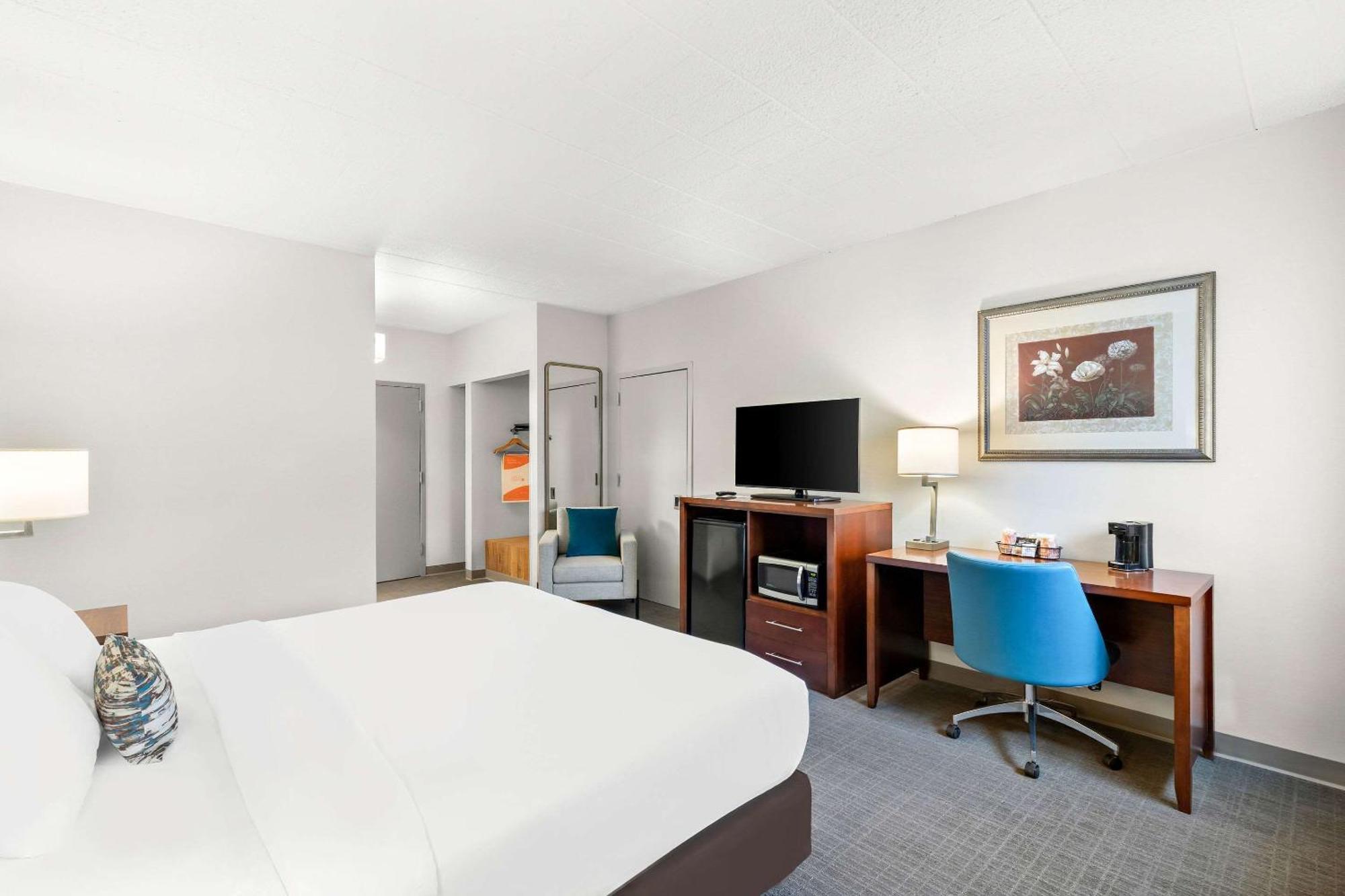 Comfort Inn Pocono Lakes Region Lake Ariel Екстериор снимка