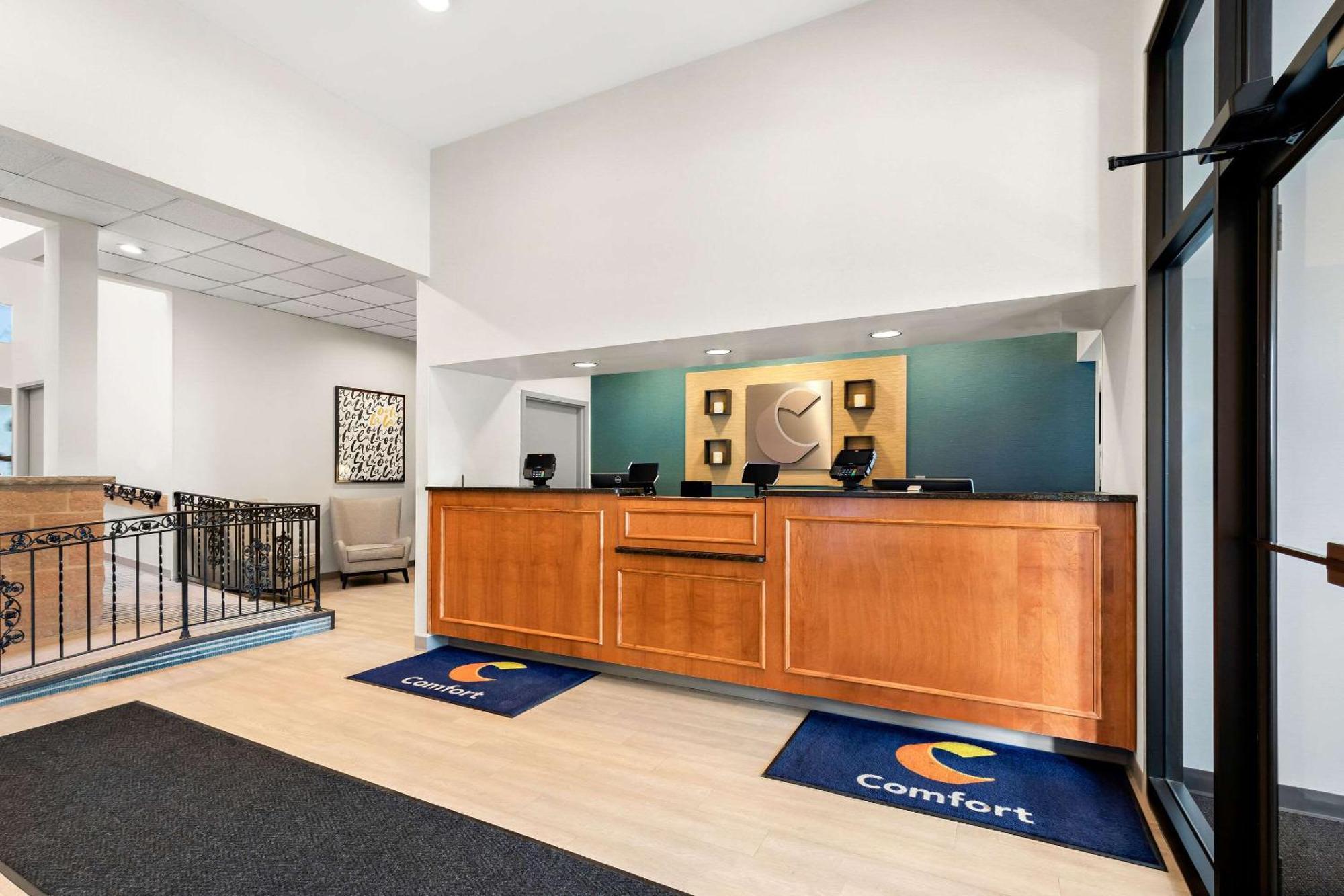 Comfort Inn Pocono Lakes Region Lake Ariel Екстериор снимка