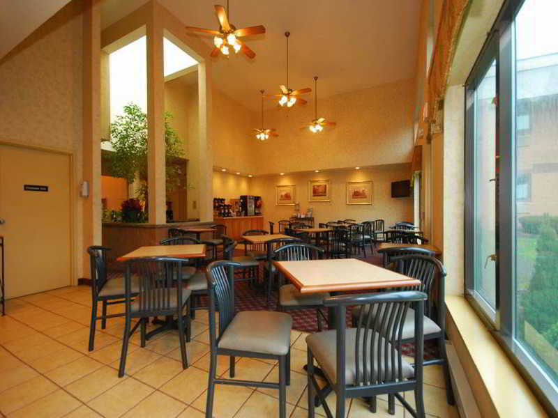 Comfort Inn Pocono Lakes Region Lake Ariel Екстериор снимка